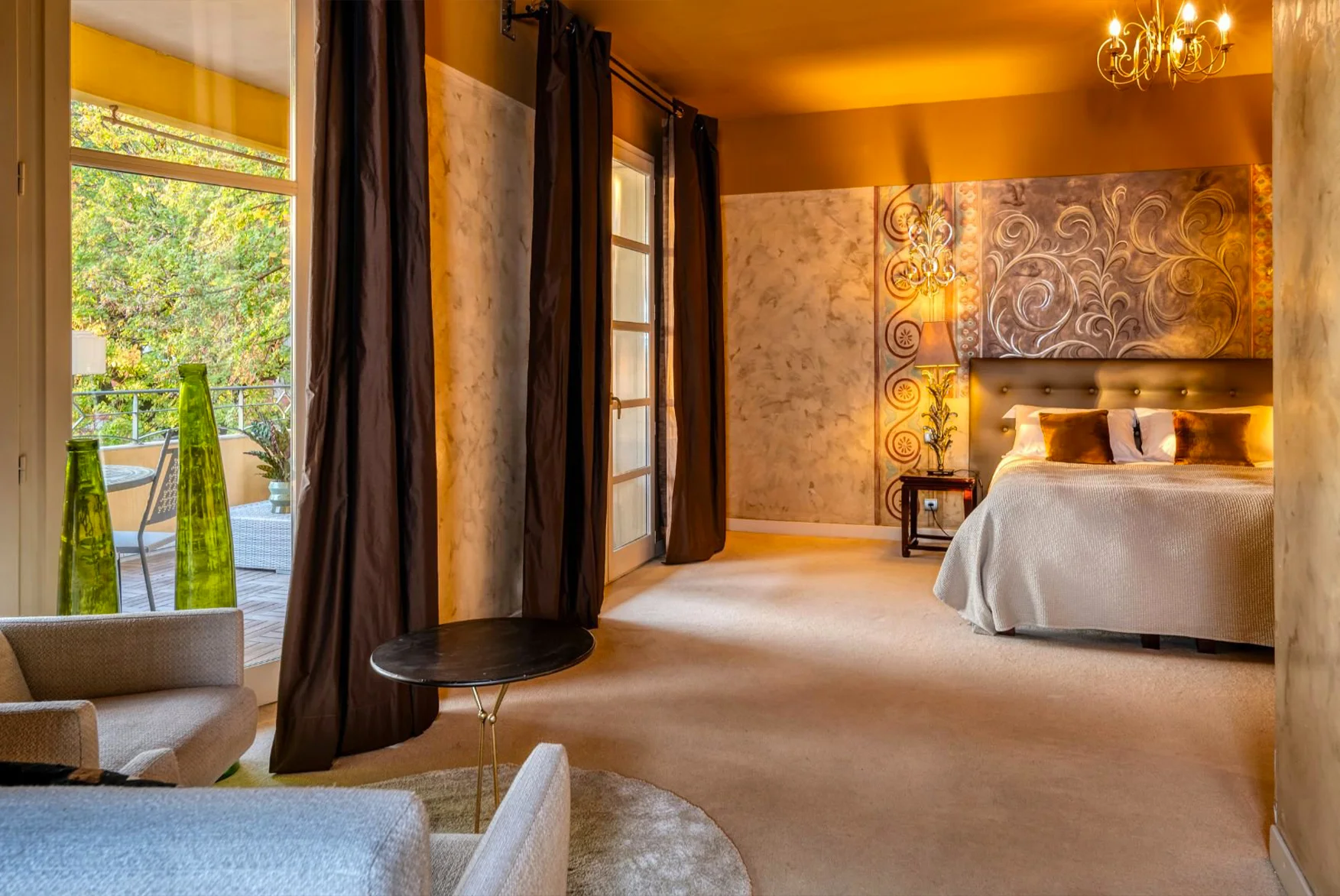 Suite avec terrasse privée à la Villa Augusta en Drôme Provence Suite avec terrasse privée à la Villa Augusta en Drôme Provence